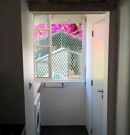 B-spot Lx Studio Apartment *