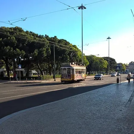 B-spot Lx Studio Lisbon